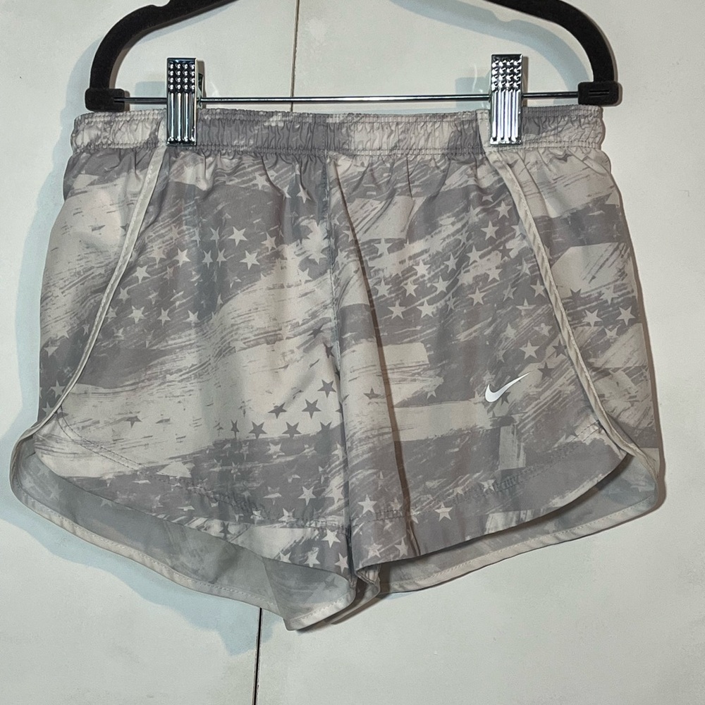 Nike Dri-FIT Girl's Sprinter Running Shorts Americana Grey [H-26] size M
